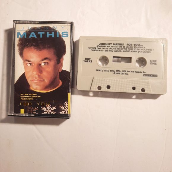2 Vintage Johnny Mathis Cassettes - Picture 4 of 6
